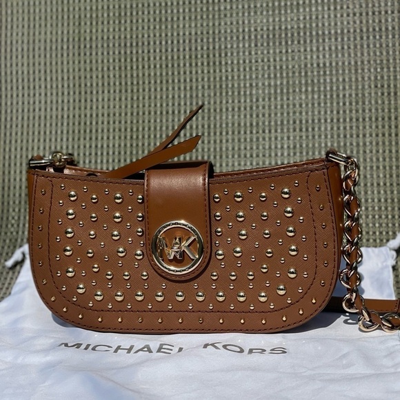 Michael Kors Carmen leather studded shoulder bag pouchette chain strap luggage - Picture 8 of 10